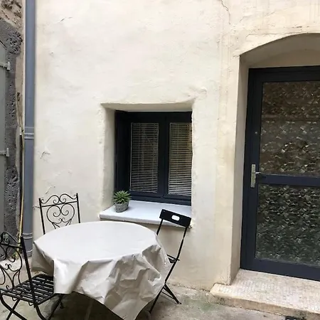 Hotell Charmante Maison Avec Cour Agde