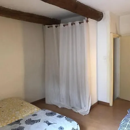 Charmante Maison Avec Cour Hotell *